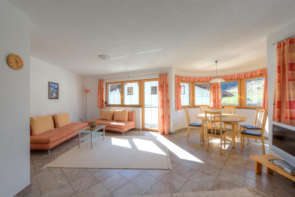 Appartement Strolz Schnann Oda fotoğraf