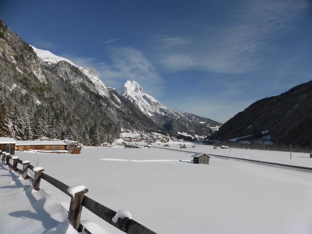 Appartement Strolz Schnann Oda fotoğraf
